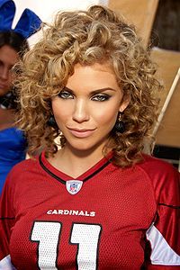 -annalynne_mccord_2009.jpg