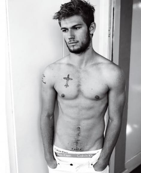 alex_pettyfer_2012.jpg
