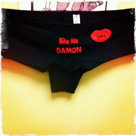 bite_me_damon_ewi.jpg