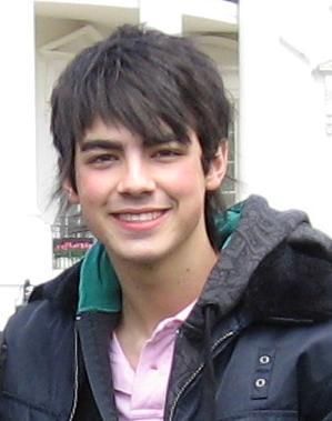 joe_jonas_regi.jpg